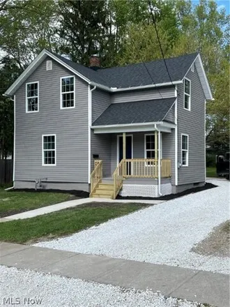 Buy this 4 bed house on 303 Bennett Avenue in Ravenna, OH 44266