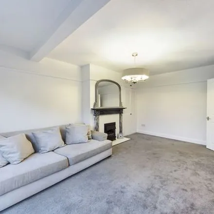 Rent this 1 bed apartment on Devonshire Road in London, RM12 4LN