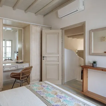 Rent this 4 bed house on Mykonos in Platys Gialos, Mykonos Regional Unit