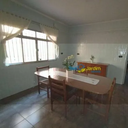 Buy this 4 bed house on Rua Bahamas in Jardim das Maravilhas, Santo André - SP