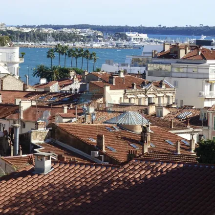 Rent this 3 bed apartment on 28 Boulevard Jean Hibert in 06400 Cannes, France