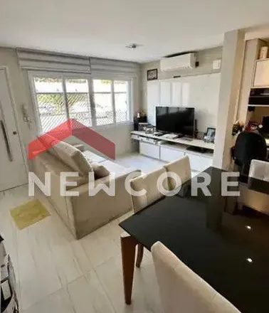 Buy this 3 bed house on Avenida Lins de Vasconcelos 2678 in Cambuci, São Paulo - SP