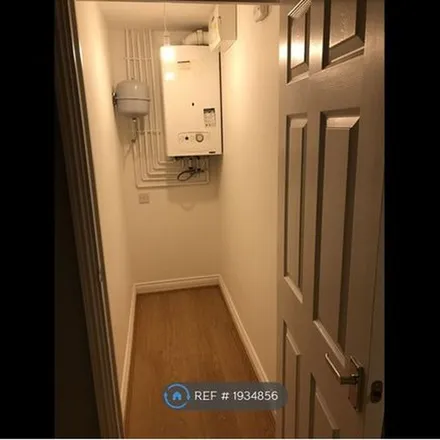 Image 1 - 20 Davis Street, Cardiff, CF24 0NB, United Kingdom - Apartment for rent