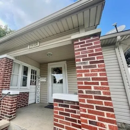 Buy this 3 bed house on 1918 Kossuth Street in Lafayette, IN 47905