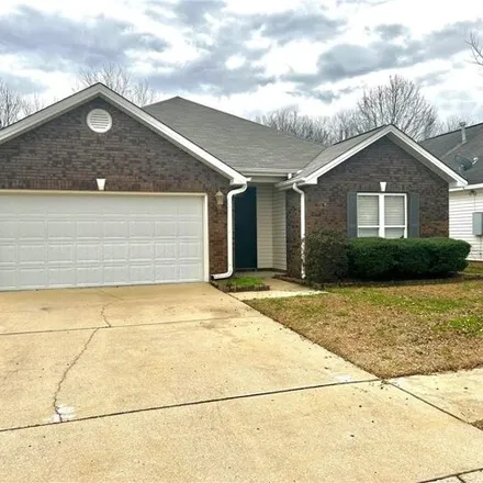 Buy this 3 bed house on Lenox Drive in Lenox South, Tuscaloosa County