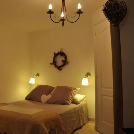 Rent this 1 bed house on Route de Provence in 06140 Tourrettes-sur-Loup, France