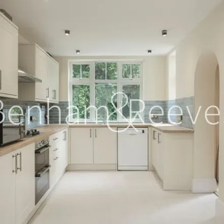 Image 5 - Hillway, London, N6 6HH, United Kingdom - Duplex for rent