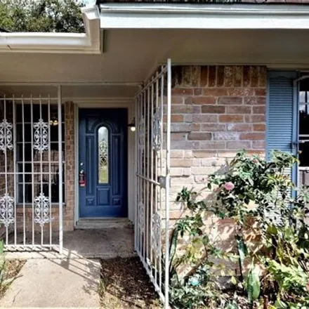 Image 6 - 5500 Goldspier Street, Houston, TX 77091, USA - House for rent