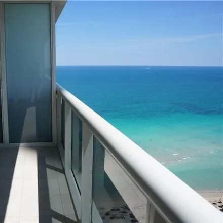 Image 6 - 1830 South Ocean Drive, Hallandale Beach, FL 33009, USA - Condo for rent