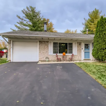 Buy this 3 bed house on 4265 Woodlake Drive in Carol Stream, IL 60133