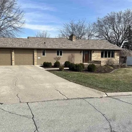 Buy this 3 bed house on 520 West 21st Street in Carroll, IA 51401