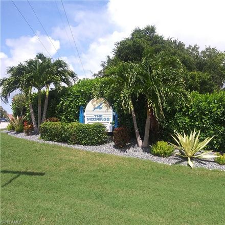 Rent this 2 bed condo on 4622 Southwest 12th Place in Cape Coral, FL 33914