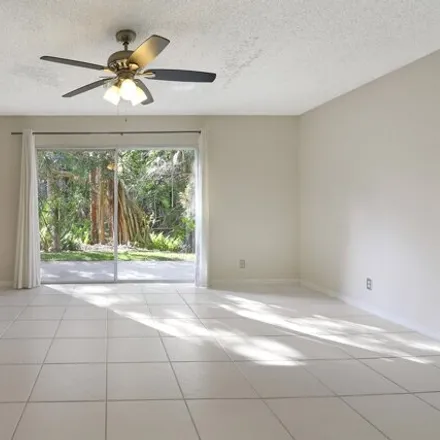 Image 2 - 138 Wooden Mill Terrace, Jupiter, FL 33458, USA - Townhouse for sale
