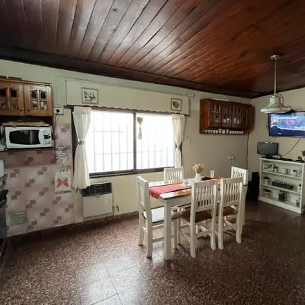 Buy this 2 bed house on Juan José Castelli 1312 in Adrogué, Argentina