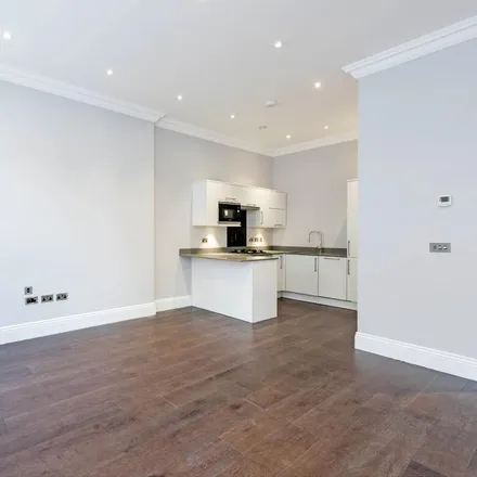Rent this 1 bed apartment on Metro Bank in Saint John's Hill, London