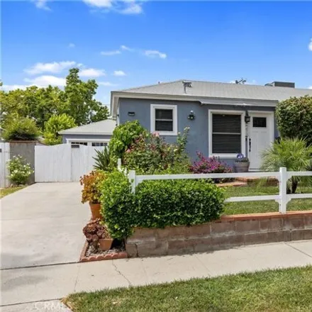 Buy this 3 bed house on 6915 Yarmouth Ave in Reseda, California