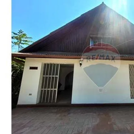 Buy this 4 bed house on Colegio Inglés in Caupolicán 4056, 975 0000 Peñaflor