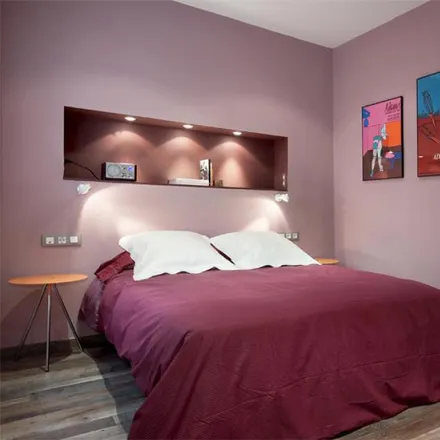 Rent this 4 bed apartment on Plaça Comercial in 5, 08003 Barcelona