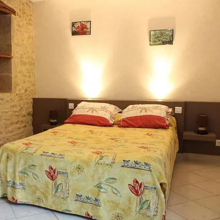 Rent this 2 bed house on Route de Charolles in 71800 Colombier-en-Brionnais, France