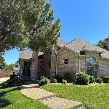 Buy this 3 bed house on 10200 Perkins Drive in Irving, TX 75063
