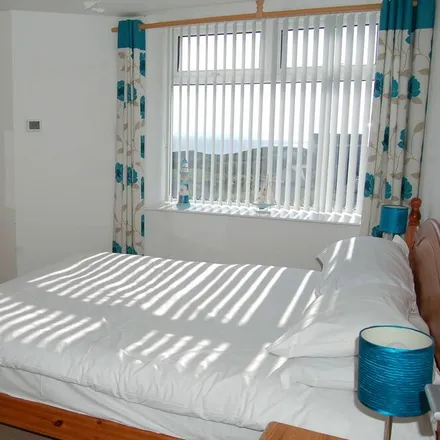 Rent this 3 bed apartment on LL65 2UR in Wales, United Kingdom