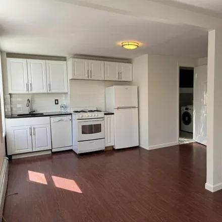 Rent this 1 bed house on 275 Pine Street in Communipaw, Jersey City