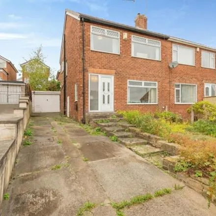 Buy this 3 bed duplex on Green Hill Gardens in Leeds, LS12 4HE