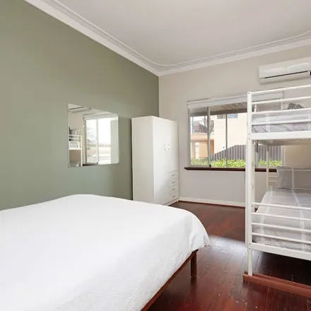 Image 5 - Mandurah, Mandurah Road, Greenfields WA 6210, Australia - House for rent