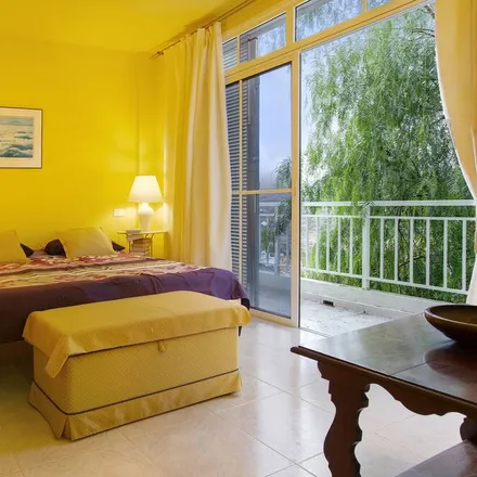 Rent this 3 bed house on 35300 Santa Brígida