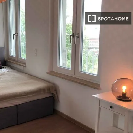 Rent this 6 bed room on Klara-Franke-Straße 6 in 10557 Berlin, Germany