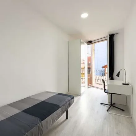 Image 3 - Carrer de Sant Roc, 08001 Barcelona, Spain - Apartment for rent