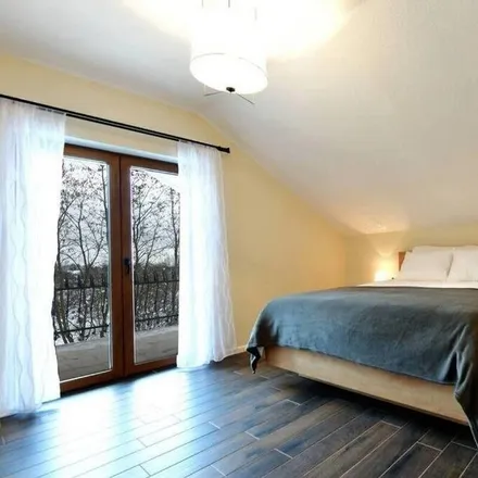 Rent this 3 bed house on Općina Rakovica in D1 6, 47245 Rakovica