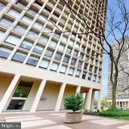 Buy this 3 bed condo on Society Hill Towers North Building in 200 Locust Street, Philadelphia