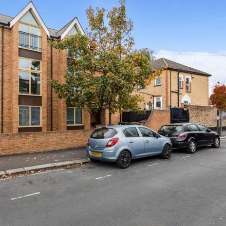 Rent this 2 bed apartment on Huxley Road in London, E10