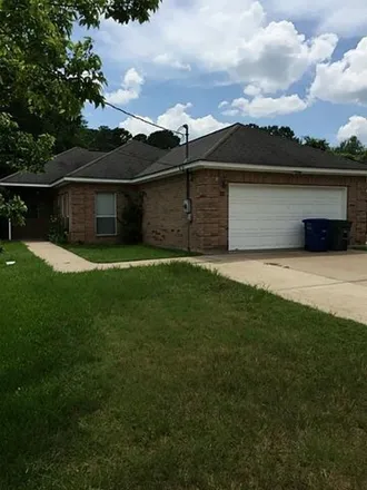 Rent this 3 bed house on 300 Bush Drive in Huntsville, TX 77320