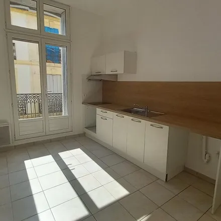 Rent this 2 bed apartment on 14 Boulevard Maréchal Leclerc in 34500 Béziers, France