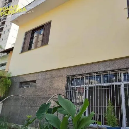 Buy this 2 bed house on Rua Antonieta Aguirre de Morais Barros in Vila Augusta, Guarulhos - SP