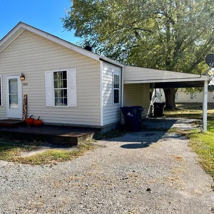 Buy this 3 bed house on 1265 Congress Street in Middletown, Henry County
