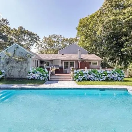 Rent this 4 bed house on 197 Norfolk Drive in East Hampton, Springs