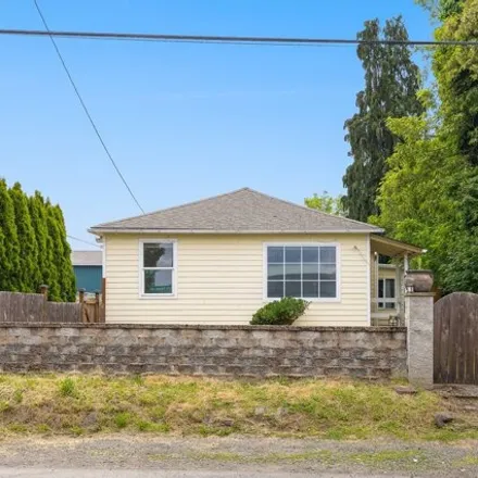 Buy this 3 bed house on 538 Southwest Dennis Avenue in Hillsboro, OR 97123