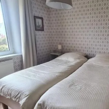 Rent this 3 bed house on 29250 Saint-Pol-de-Léon