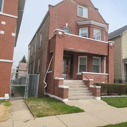 Rent this 3 bed house on 8429 South Marquette Avenue in Chicago, IL 60617