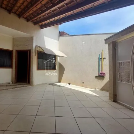 Buy this 2 bed house on Rua Delcio Betini in Vila São Camilo, Santa Bárbara d'Oeste - SP