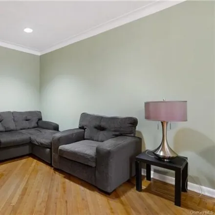 Image 6 - 1 Broad Parkway, City of White Plains, NY 10601, USA - Apartment for sale