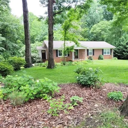Buy this 2 bed house on 828 Fieldstone Road in Mooresville, NC 28115