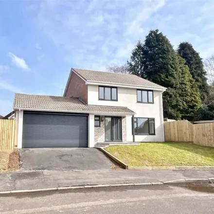 Rent this 4 bed house on Oaklands Close in Verwood, BH31 6NZ