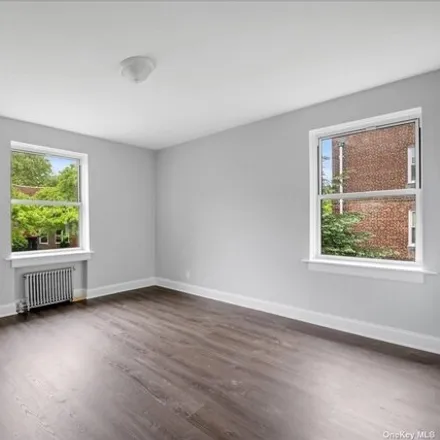 Image 9 - 141-24 79th Avenue, New York, NY 11367, USA - Apartment for sale