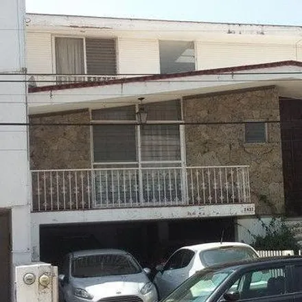 Buy this 3 bed house on Calle Valparaíso 2432 in Jardines de Providencia, 45170 Guadalajara