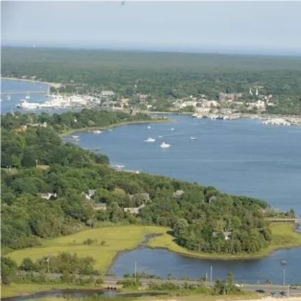 Buy this 3 bed condo on 6 West Water Street in Village of Sag Harbor, Suffolk County
