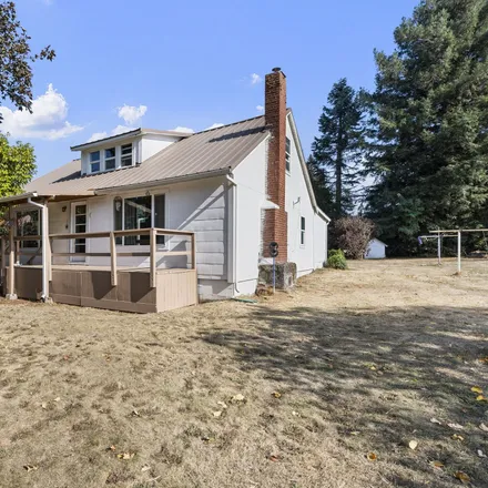 Buy this 4 bed house on 13939 Southeast 362nd Avenue in Boring, Clackamas County